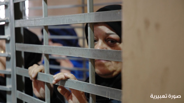 18 أسيرة في سجون الاحتلال