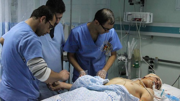 اصابتان أحدهما بحالة شديدة الخطورة في بيت أمر