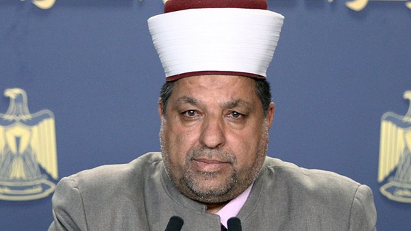 دعيس يعلن إنهاء مشكلة تأشيرات بعض الحجاج