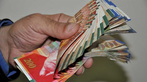 متوسط الأجور في إسرائيل يزيد على 9000 شيكل