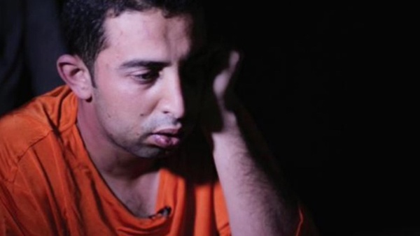 داعش تنشر صورة لطيار أردني بزي إعدام