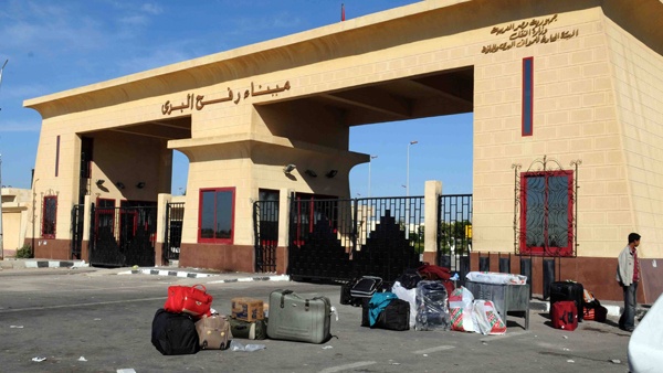فتح معبري رفح وكرم أبو سالم مع غزة