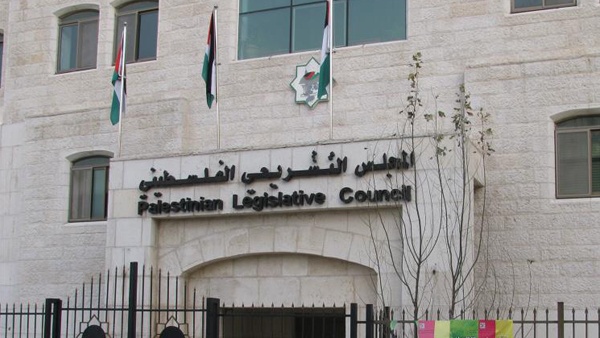 بعد الحملة الأخيرة.. 21 نائباً معتقلاً بالسجون