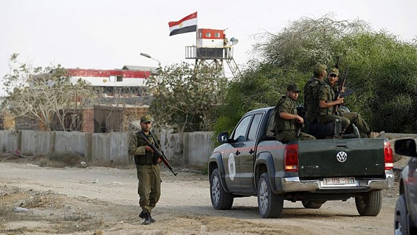 تفكيك 3 عبوات ناسفة على حدود القطاع ومصر