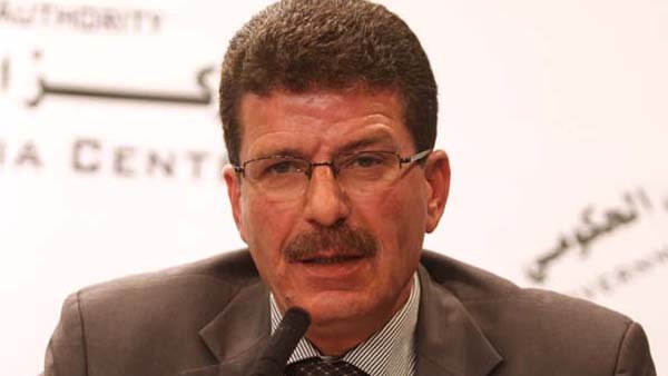 فارس: طلبنا الافراج عن أسرى مقابل تمديد المفاوضات