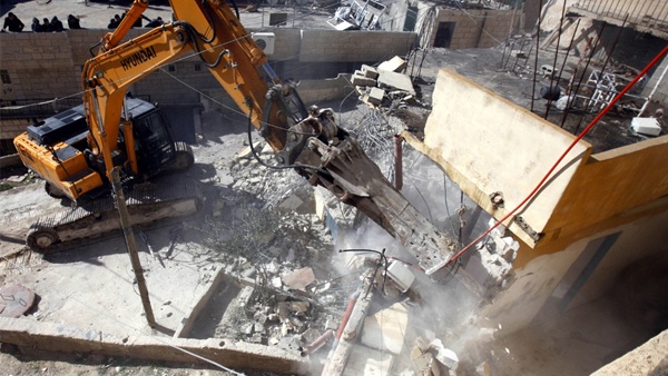 اخطار بهدم منزل في القدس