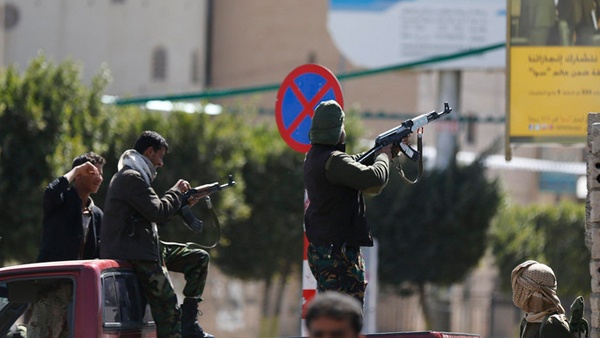 الحوثيون يواصلون حصارهم في اليمن