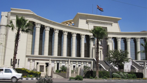 مصر: تثبيت حكم قضائي بسجن نشطاء معارضين