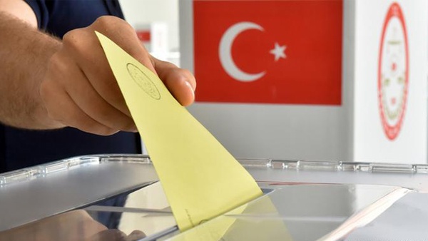 بدء عملية الفرز بالانتخابات العامة التركية