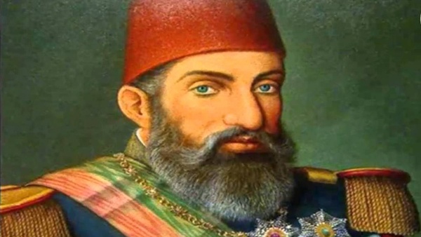 حفيد السلطان عبد الحميد يقاضي "حريم السلطان"