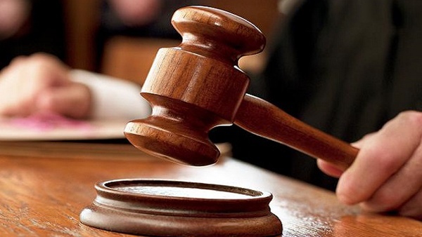 مصر: تأجيل محاكمة مرشد الإخوان و104 آخرين