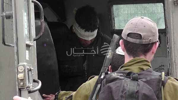 الخليل: اعتقال فتى من العروب واحتجاز آخرين بالفوار