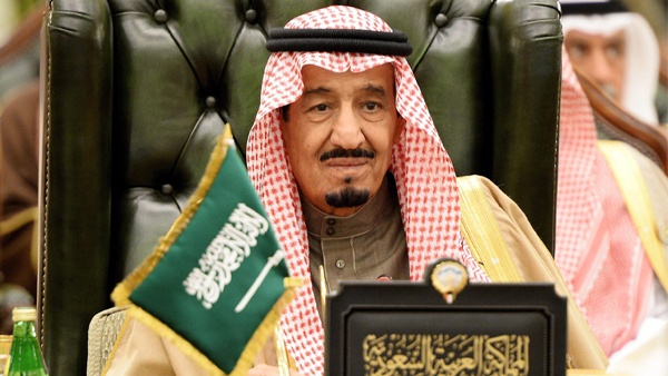 العاهل السعودي: ندعم الحل السلمي باليمن وسوريا