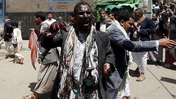 مئات القتلى بتفجيرات بصنعاء وداعش يتبنى الهجوم