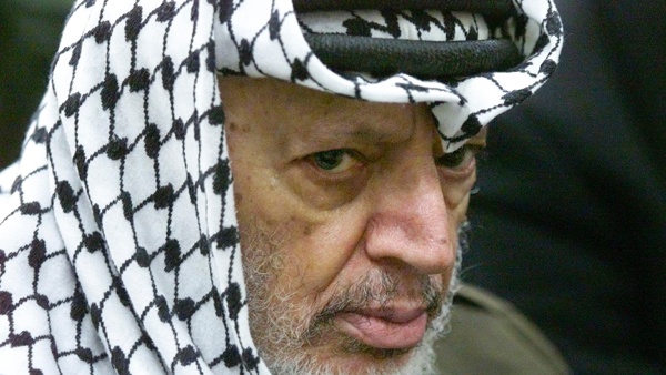 ارملة عرفات تعيد فتح التحقيق بوفاته