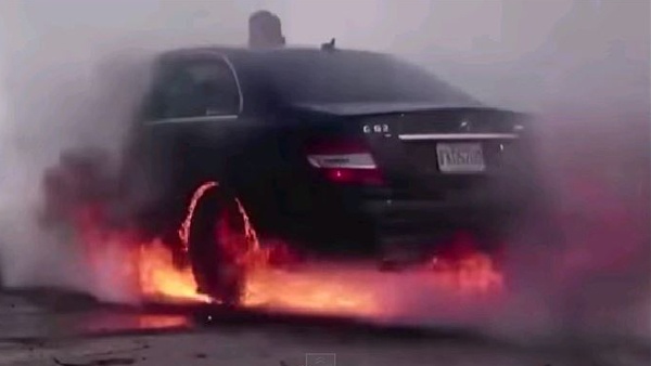 أفضل عملية حرق إطارات على الإطلاق؟