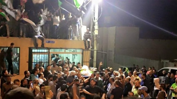 تشييع جثمان الشهيد ابو دهيم في جبل المكبر