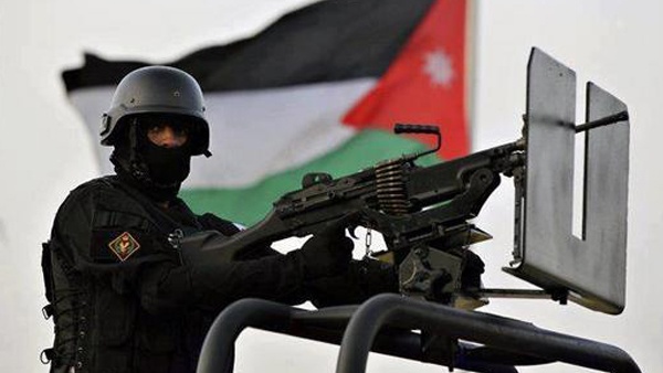 مقتل شخصين حاولا التسلل للوصول إلى الأردن