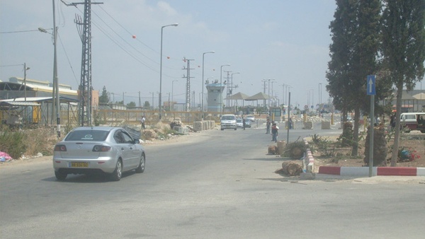 تمديد العمل بمعبر "الجلمة" حتى 10 ليلاً