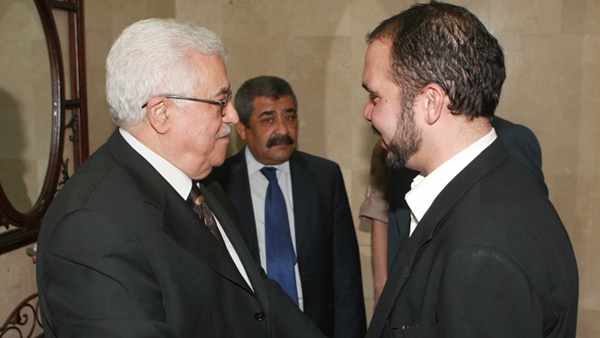 الرئيس عباس زار منزل الأمير علي في الاردن