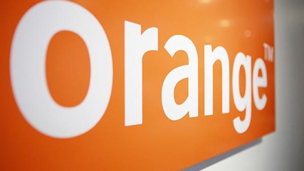 "أورانج": نرفض النقاش السياسي بأنهاء العقد بإسرائيل