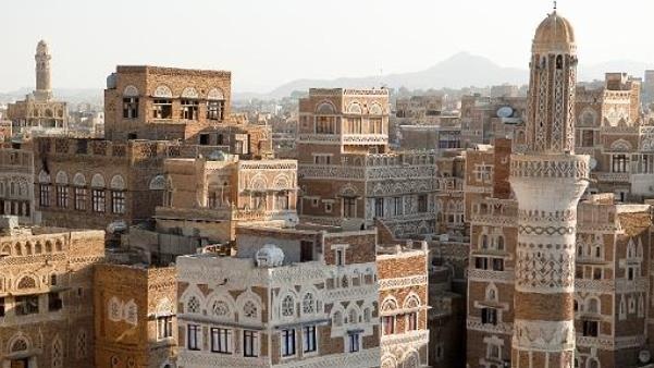 السعودية: لم نقصف وسط صنعاء