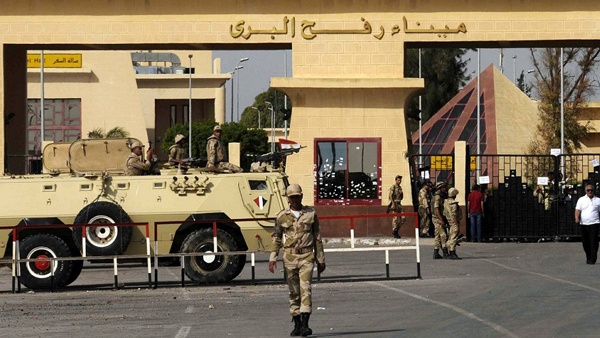 تمديد العمل بمعبر رفح ليوم غد