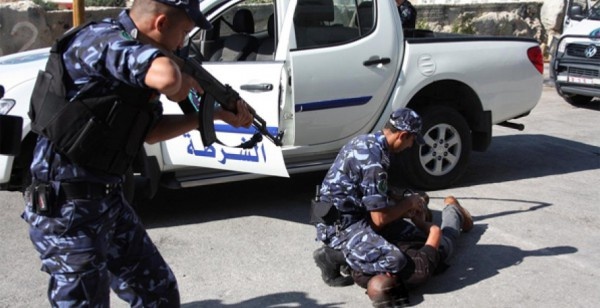 لماذا قاموا بنبش قبر عمهم بعد دفنه بساعة؟