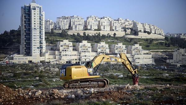 صحف عبرية تزعم: نتانياهو أوقف البناء في المستوطنات