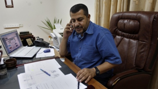 أبو صبحة يستقيل من منصبه كمدير للمعابر بغزة