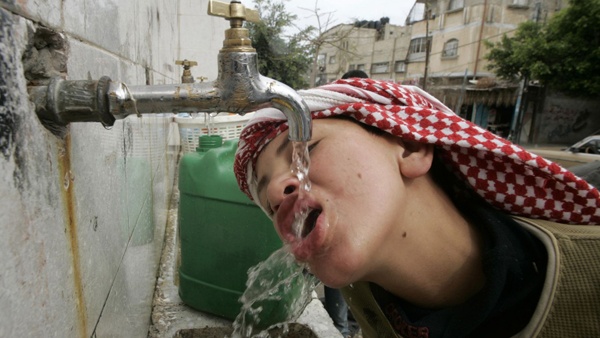 الأسرة الفلسطينية تستهلك شهرياً 18.7 متر مكعب ماء