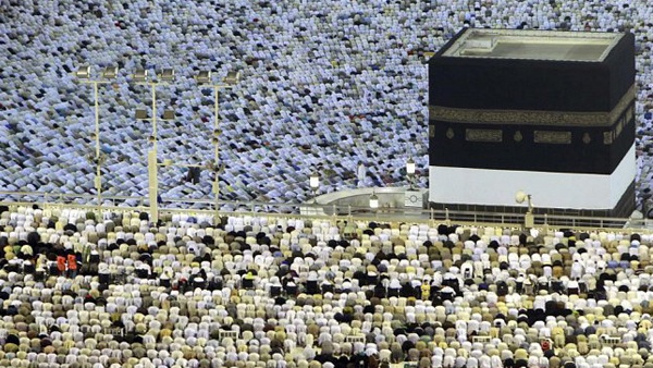 ادعيس: "أسر الشهداء" من تختار حجاج المكرمة