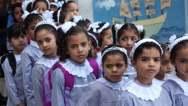 مجلس أولياء الأمور بغزة يرفض 50 طالبا في صف الأونروا
