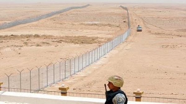 مقتل 3 مقيمين بالسعودية بقذيفة من اليمن