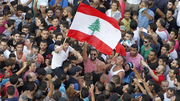 لبنان.. عجز حكومي مقابل تصاعد حركة الاحتجاج