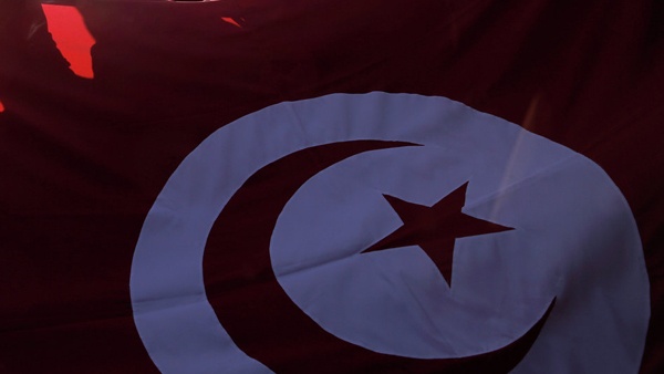 اعلان حظر التجوال الليلي في تونس