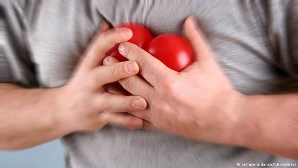 آلام الصدر غير المعروفة..نذير خطر يهدد صحة القلب
