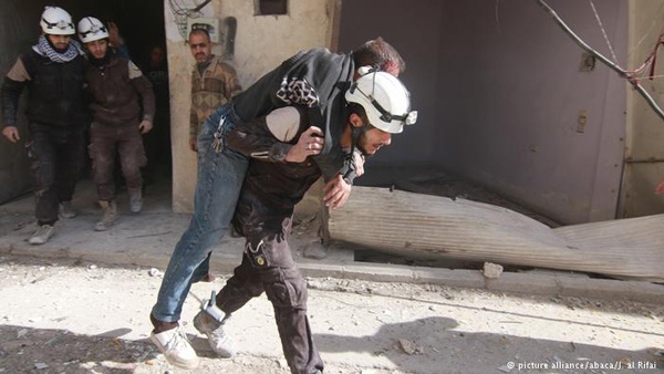 حلب: عشرات القتلى في غارات جوية وخروج المشافي عن الخدمة