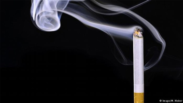 دراسة: التدخين ولو بكميات ضئيلة يقصّر العمر