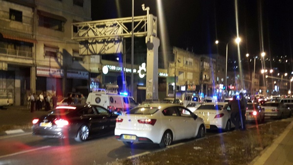 مركبة تدهس شرطياً بالناصرة وتفر من المكان