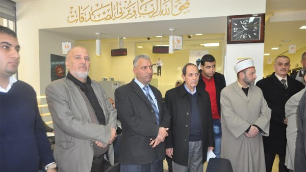 الإسلامي الفلسطيني يجري السحب على حسابات التوفير