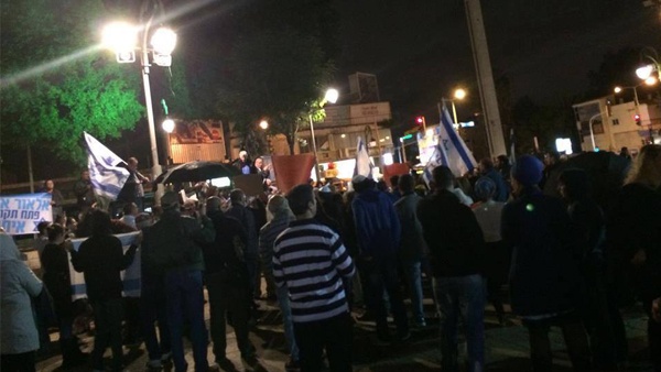 تظاهرات في إسرائيل تضامناً مع قاتل المصاب الشريف