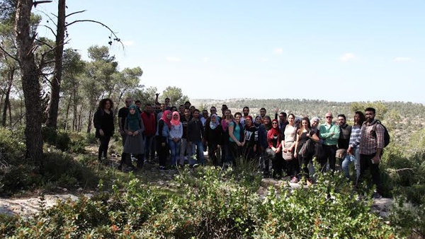 مجموعة "متحركين لأجل فلسطين" تنظم جولة فلسطينية في رام الله