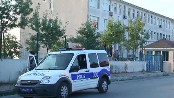 امرأتان تنفذان هجوما على مركز للشرطة باسطنبول