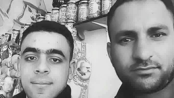 الاحتلال يداهم منازل شهداء الخليل