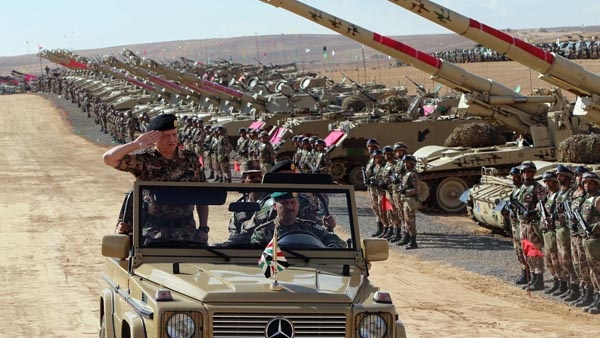 الأردن وأمريكا يبدأن مناورات "الأسد المتأهب" في مايو