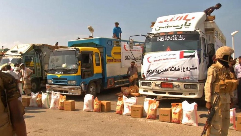 الإمارات تدشن جسراً جوياً إغاثياً لعاصمة حضرموت
