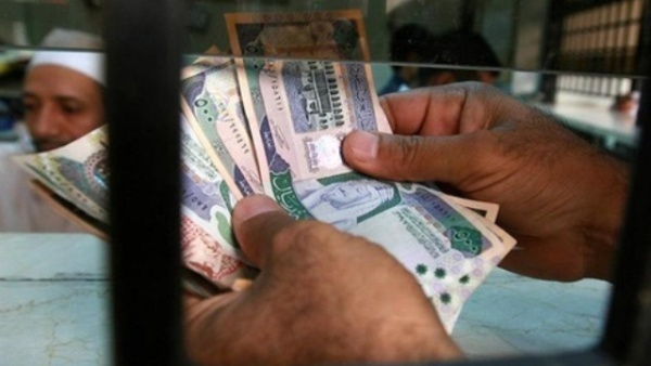 السعودية تفرض ضرائب على المشروبات والتبغ