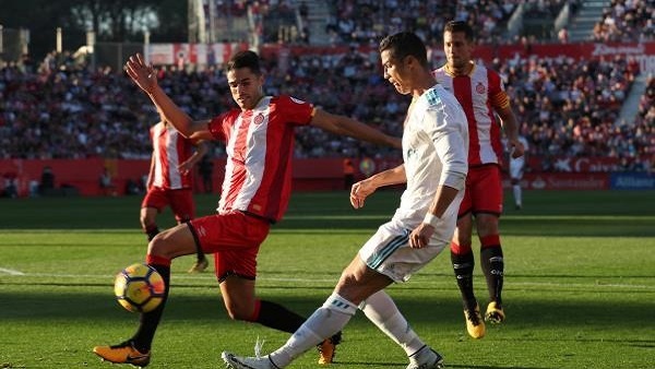 الكتالوني الصغير يهزم ريـال مدريد