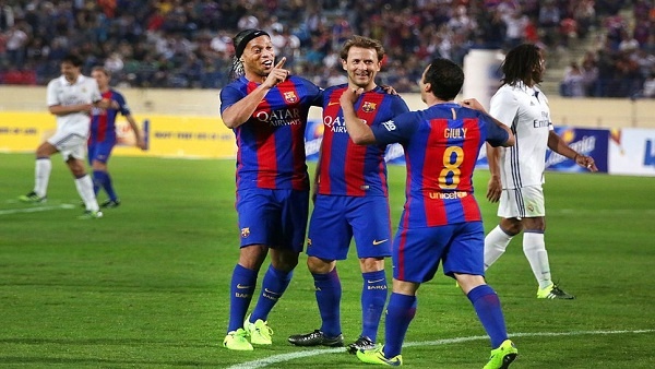 لاعب برشلونة السابق يعتبر مبابي أكثر احترافية من ميسي